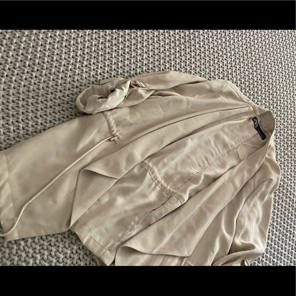 New without tags ZARA thin jacket size XL